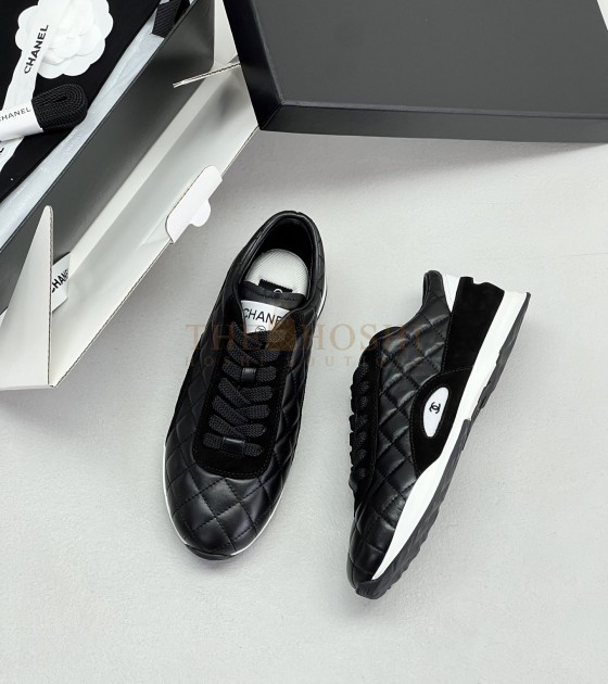 Ch**el Leather Sneakers Black Calfskin Low-Top Women