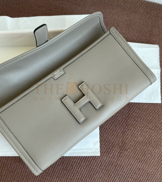 H**me5 Jige 29 Clutch Swift Calfskin with Waxed Thread Asphalt Grey Size 29*2.5*15CM