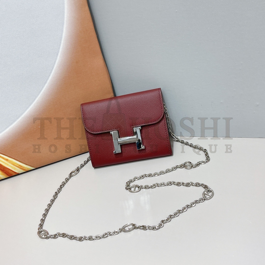 H**me5 H**me5  Chain Bag size：13*11*3cm Master Quality