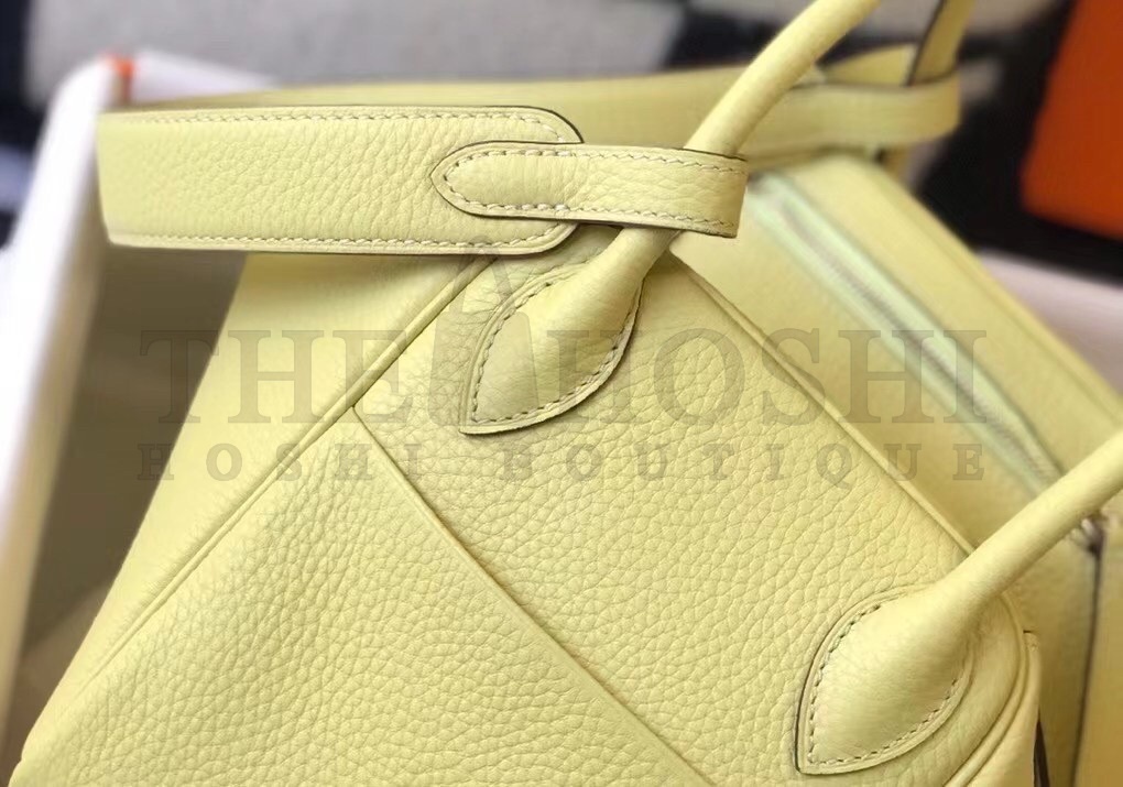 H**me5 Lindy 30cm Bag In Jaune Poussin Clemence Leather Master Quality