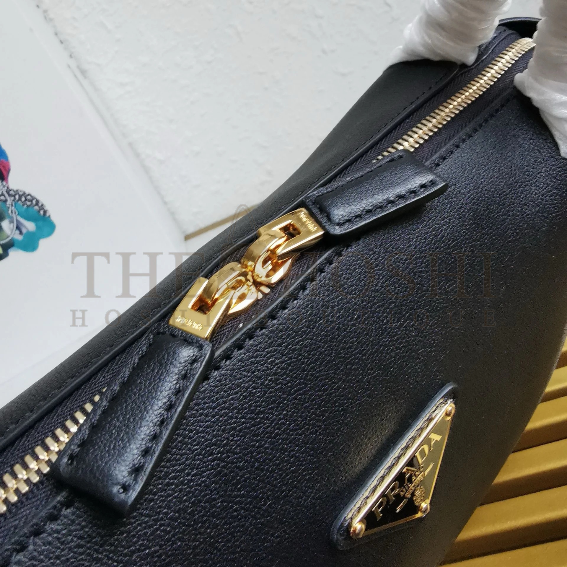 Pra*a Shoulder Bag in Black Calfskin with Triangle Logo Master Quality