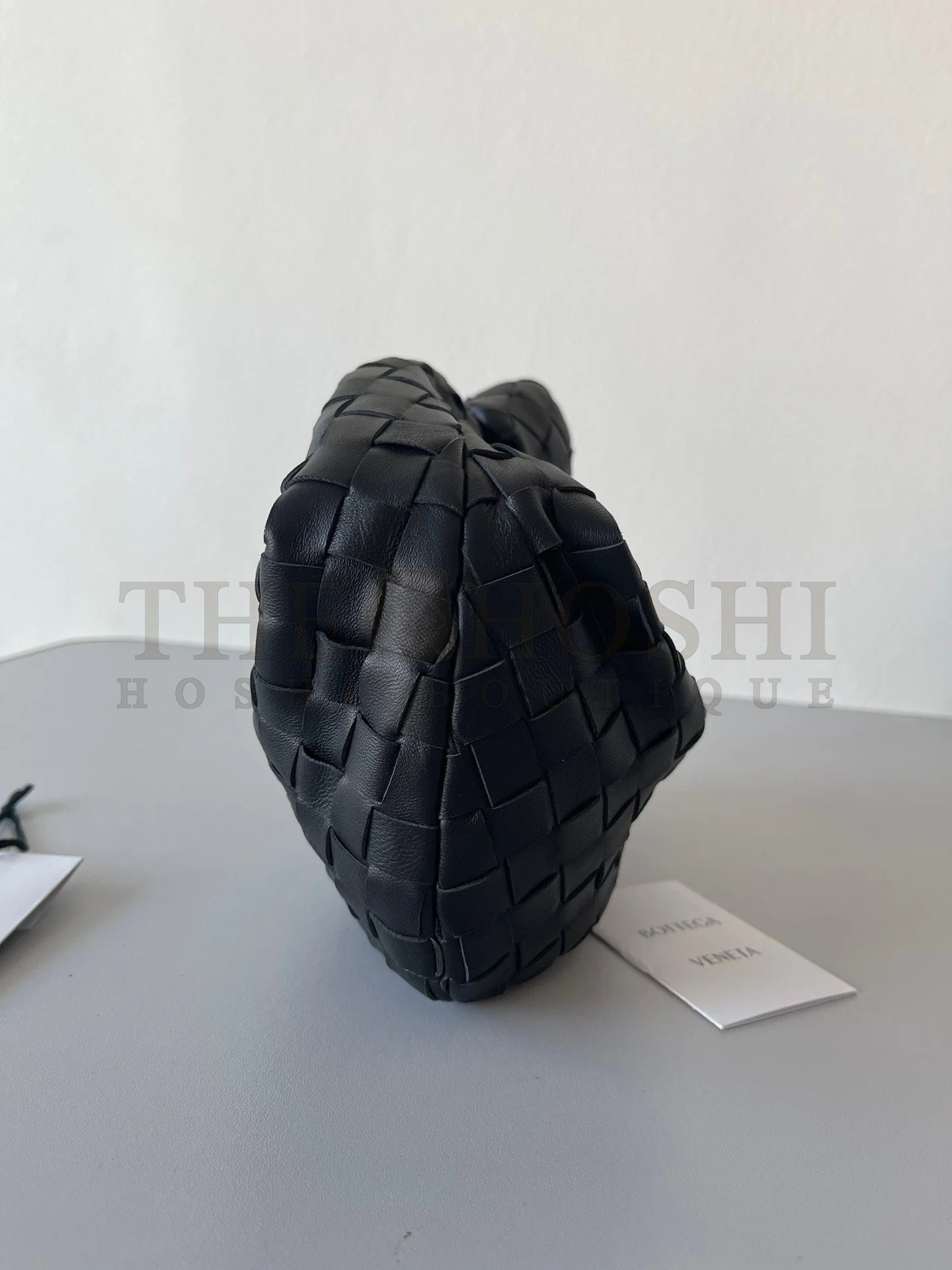 B0tt*ga Ven*ta BV Jodie Mini Bag In Black Intrecciato Lambskin Master Quality