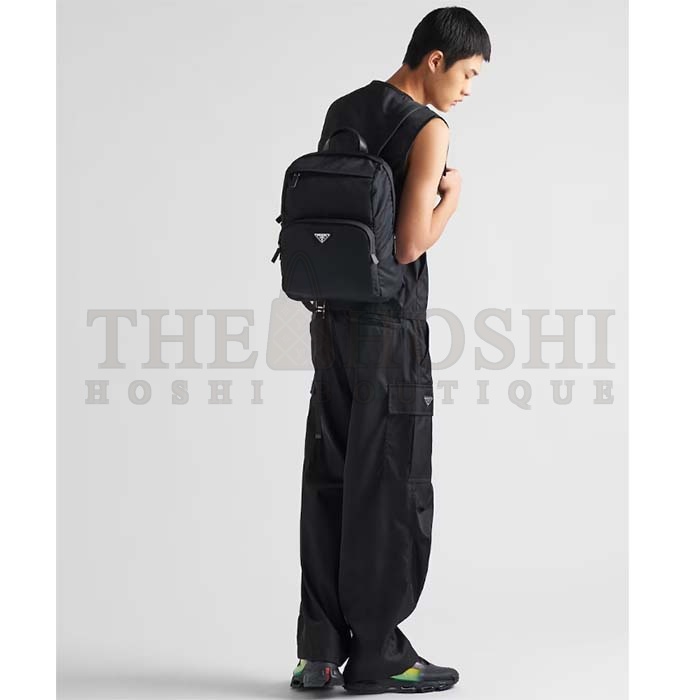 Pra*a Unisex Re-Nylon Saffiano Leather Backpack Black Fabric Zipper Closure Master Quality