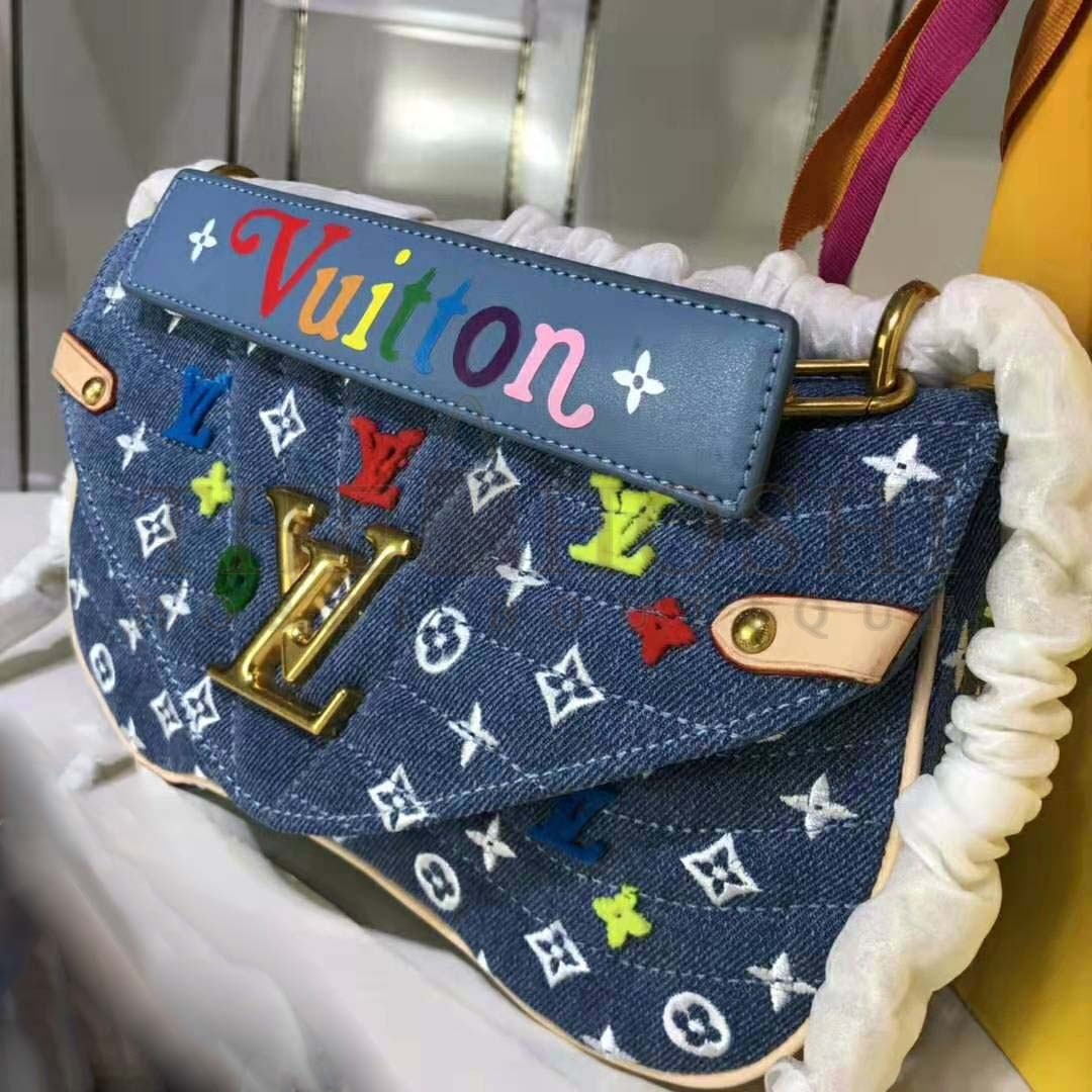 L0vis Vvtt0n LV Women New Wave Chain Bag MM-Blue Master Quality