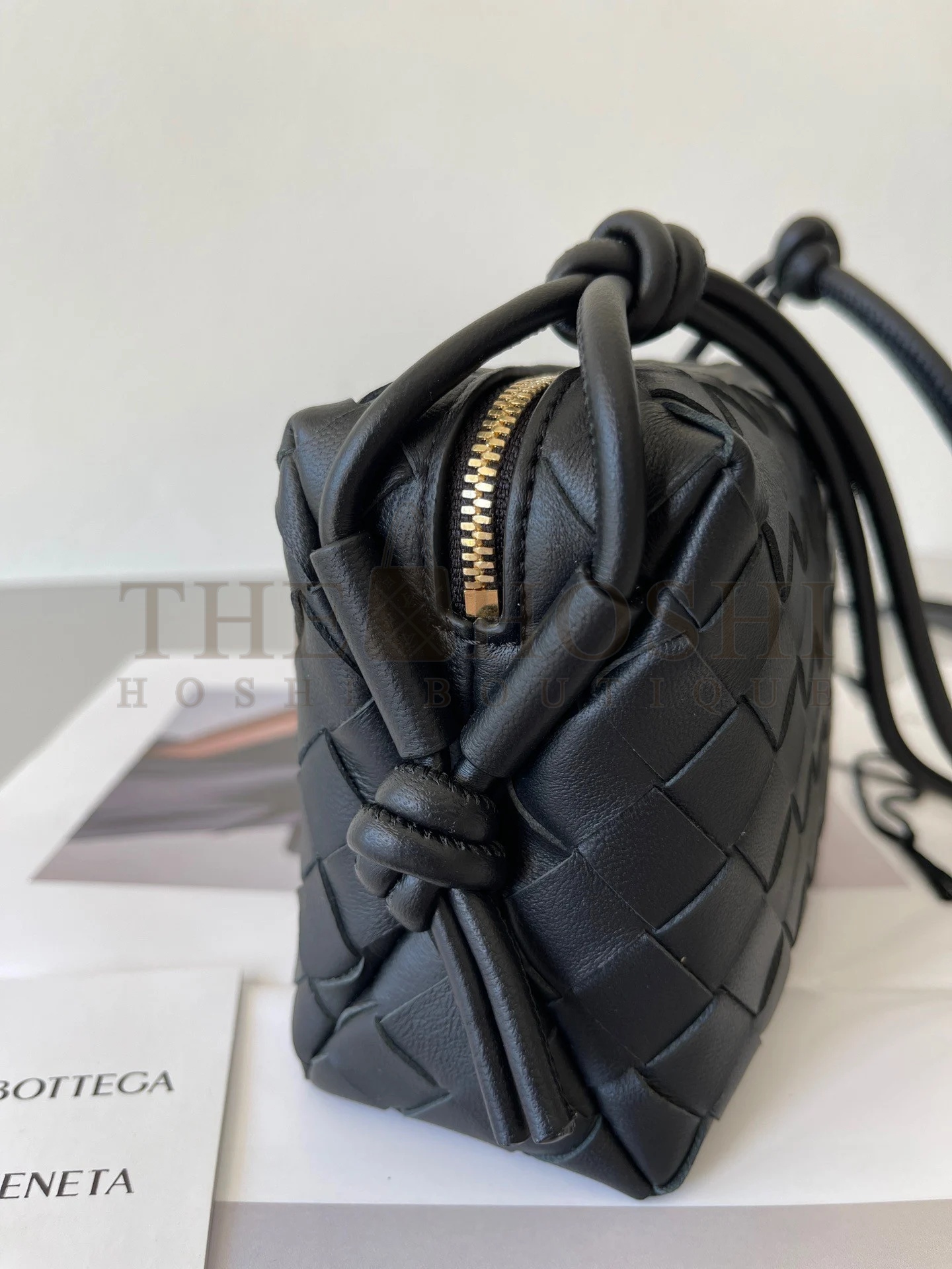 B0tt*ga Ven*ta Loop Mini Bag In Black Intrecciato Lambskin Master Quality