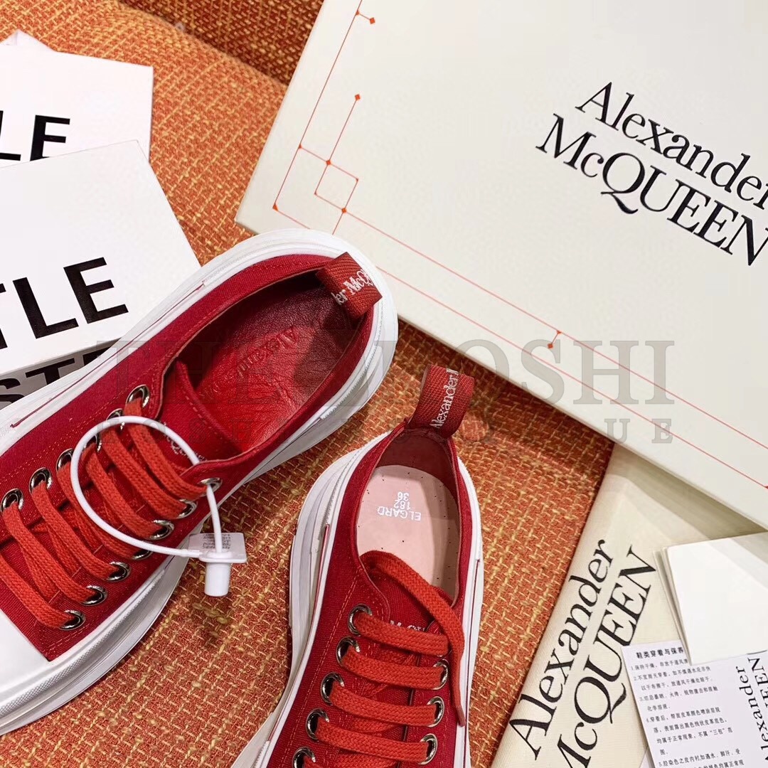 A1exa*der Mcqv*en Women