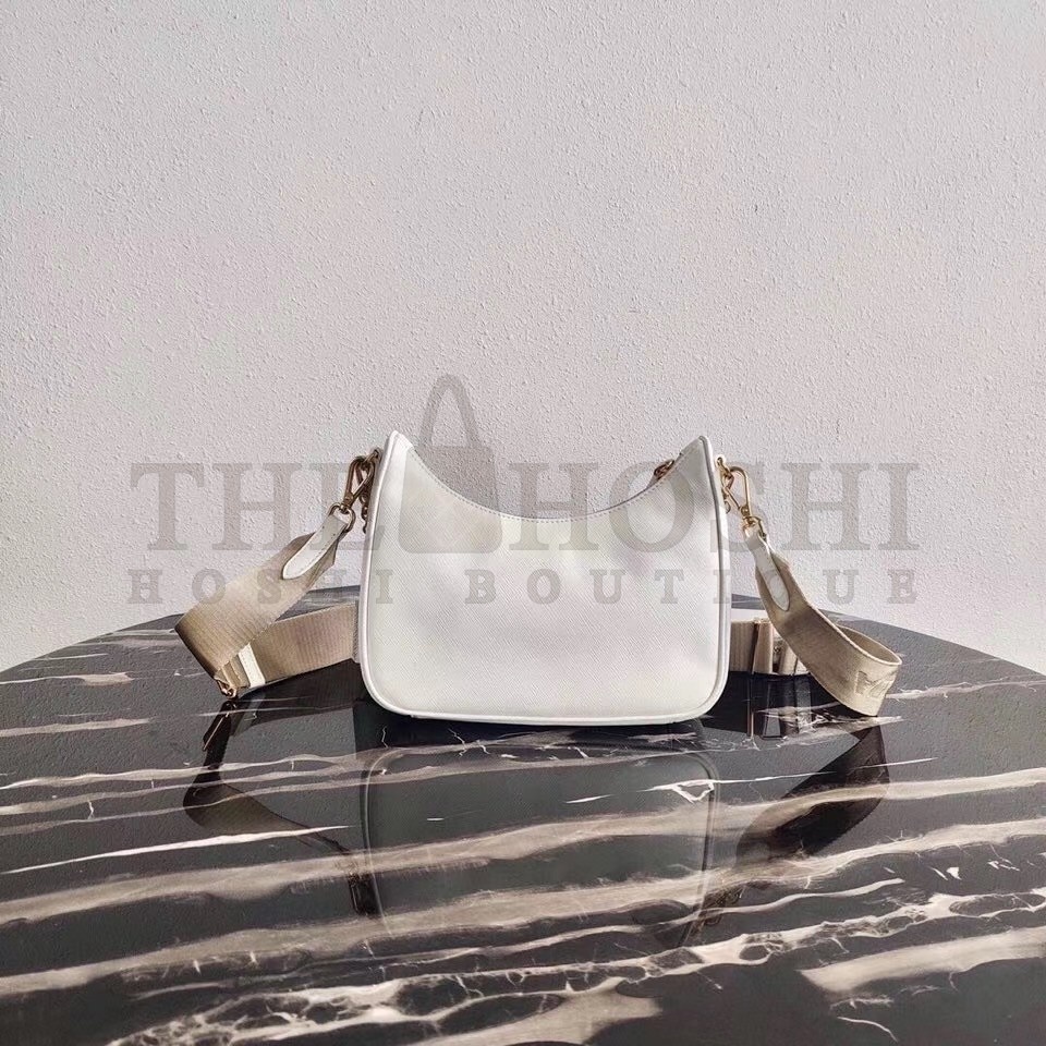 Pra*a Re-Edition 2005 Shoulder Bag In White Saffiano Leather Master Quality