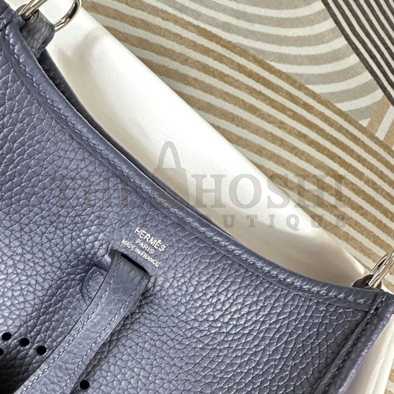 H**me5 Evelyn Bags Master Quality