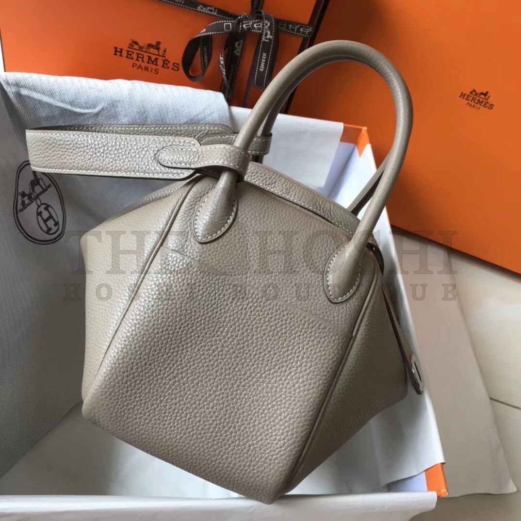 H**me5 Lindy 26cm Bag In Gris Tourterelle Clemence With PHW Master Quality