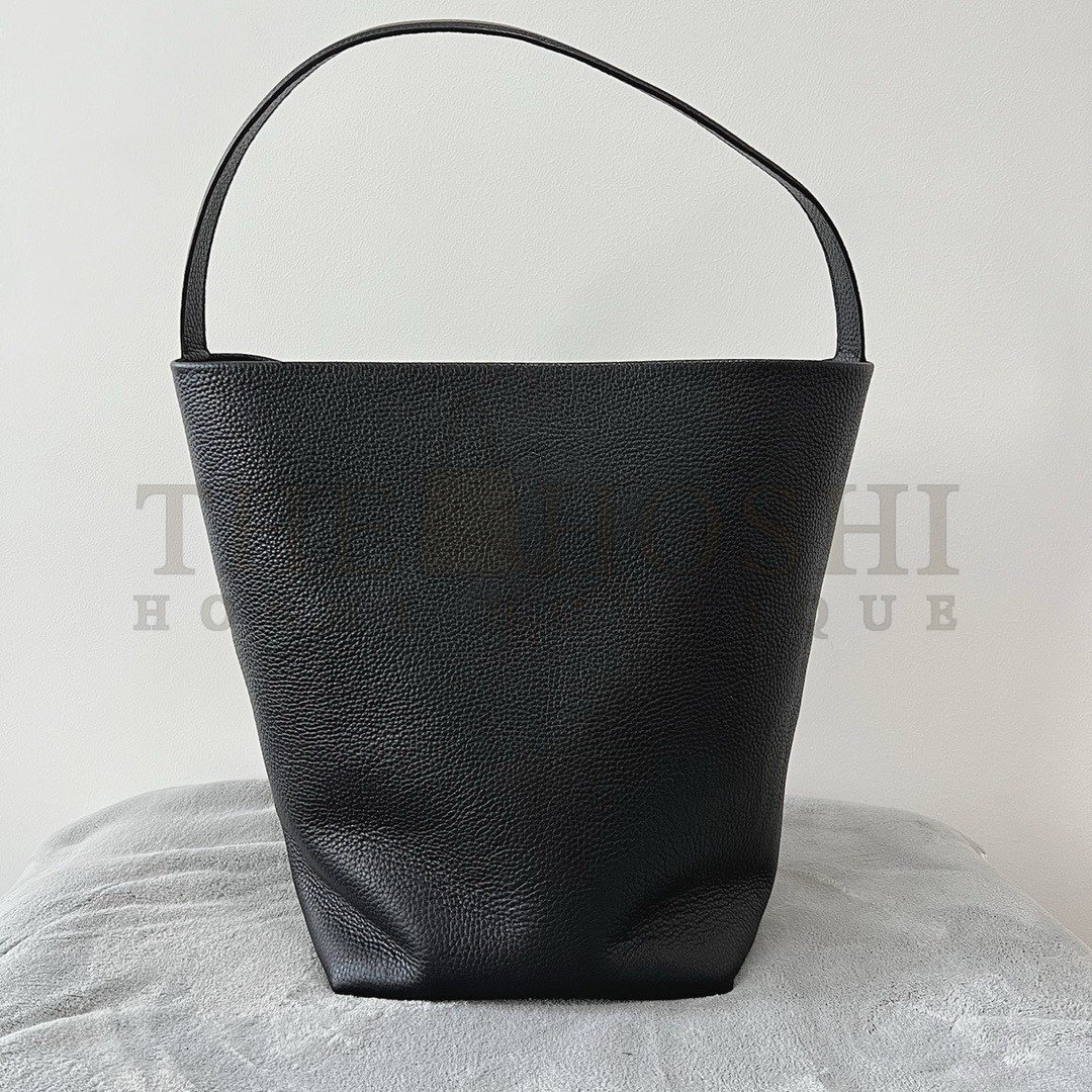 The R0w Large N/S Park Tote in Black Grained Leather Master Quality