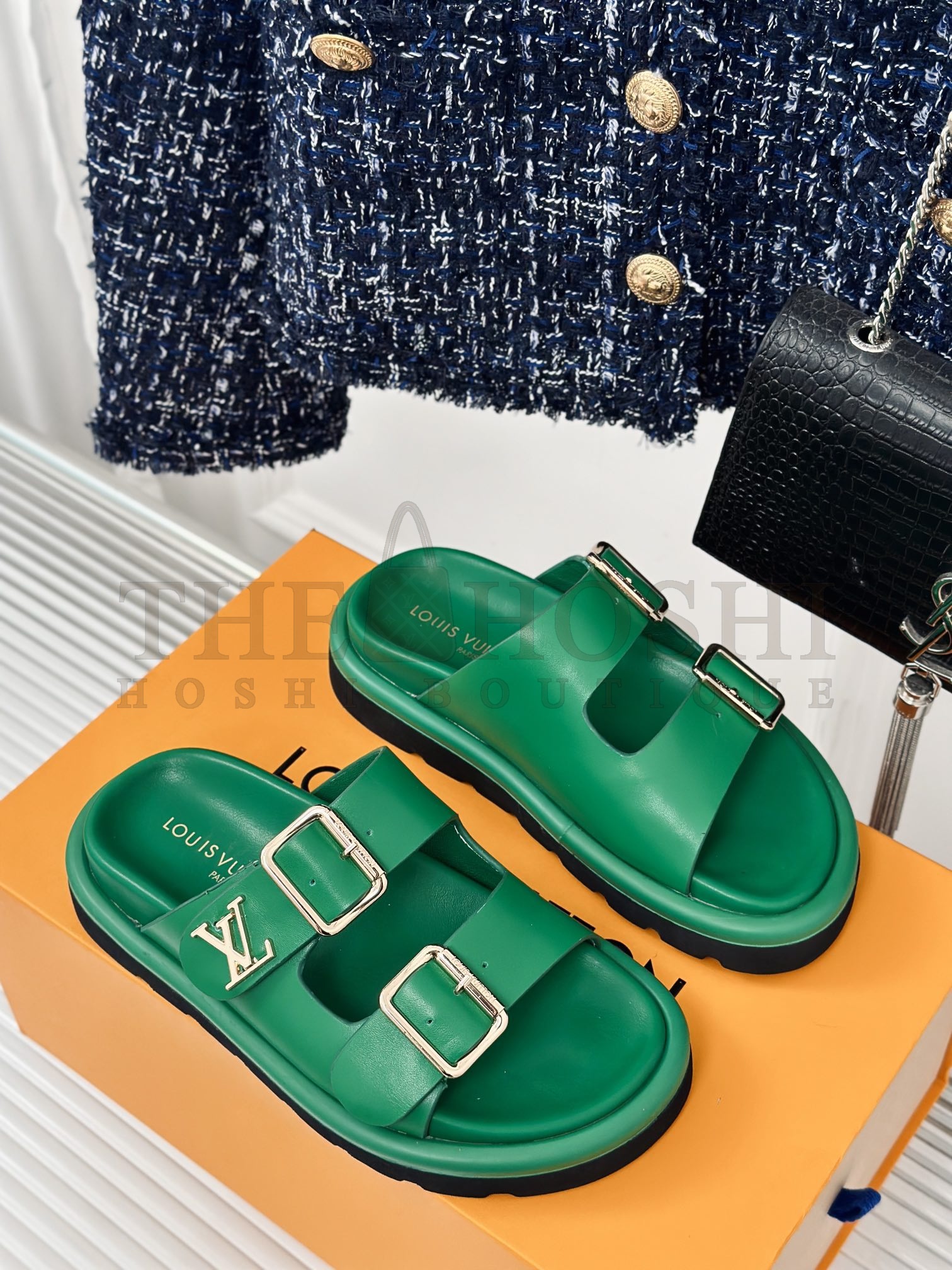 lv sandals slippers Master Quality