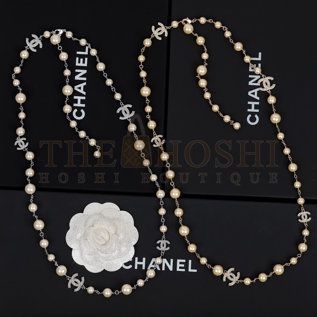 Ch**el necklace Swarovski pearls （only has silve） Master Quality