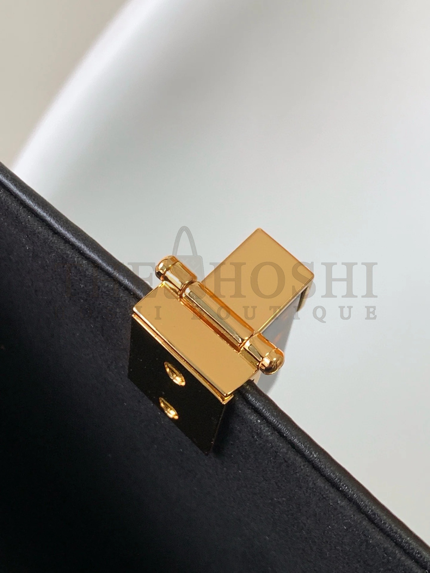 F**di Sunshine Medium Tote Bag In Black FF Calfskin Master Quality