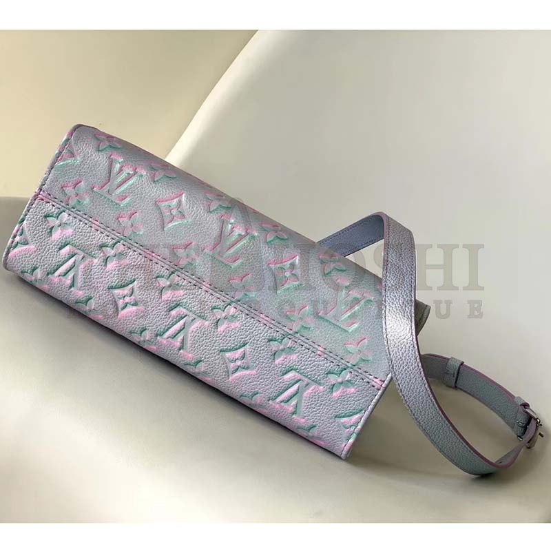 L0vis Vvtt0n LV Women OnTheGo PM Tote Bag Purple Sprayed Embossed Grained Cowhide Master Quality