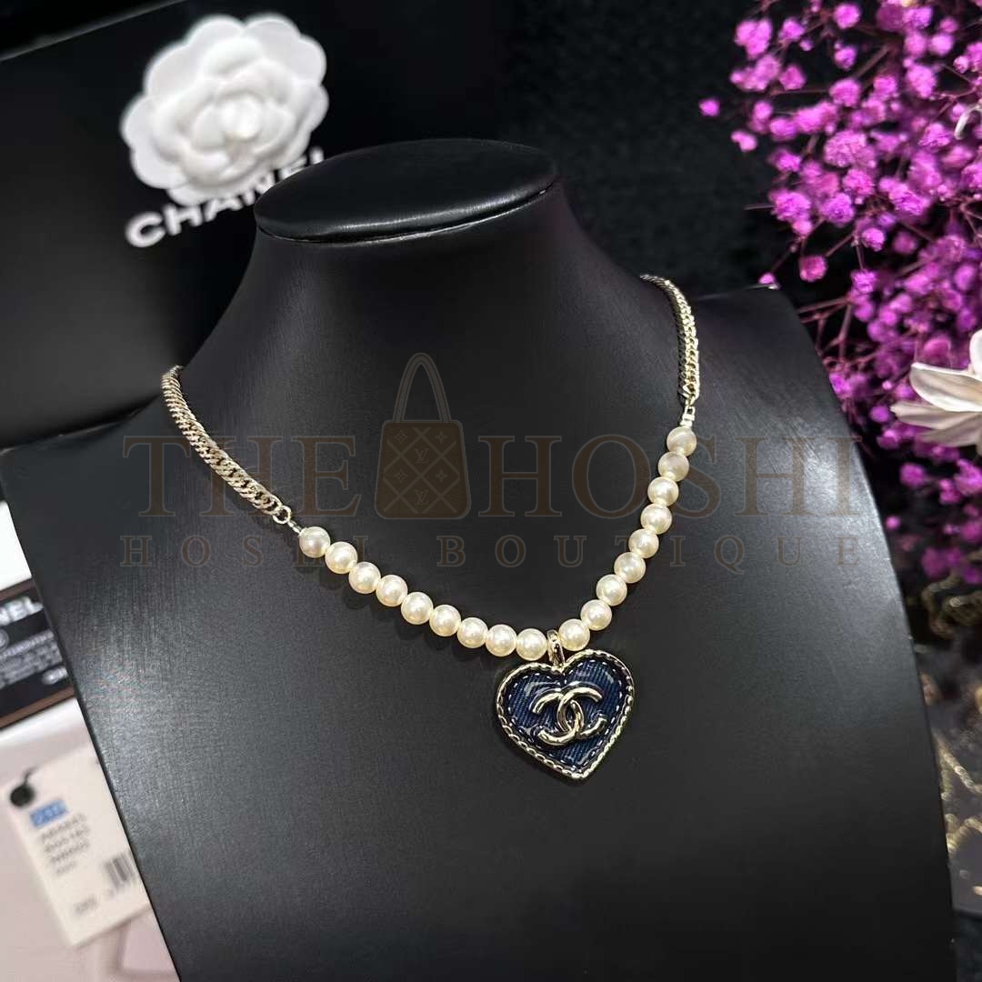 Ch**el Women CC Pendant Necklace Metal Glass Pearls Gold Blue Pearly White Master Quality