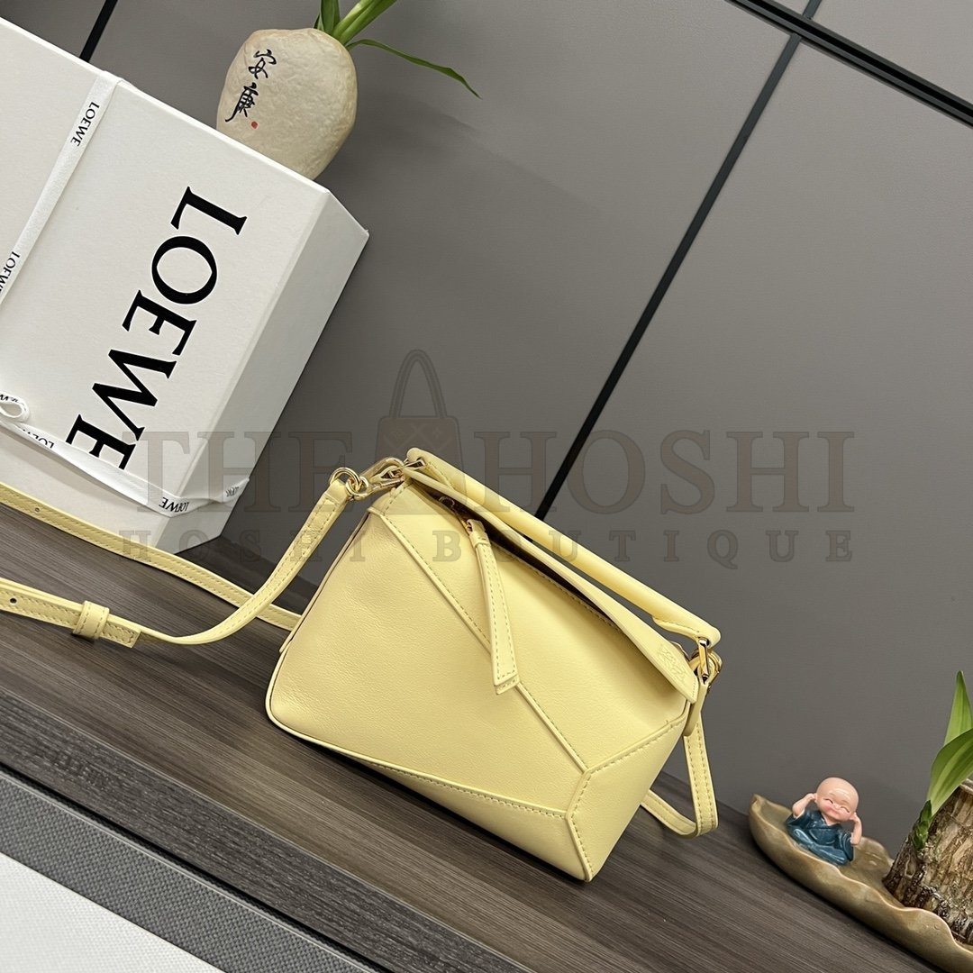 L0ew* Mini Puzzle bag in soft grained calfskin Master Quality