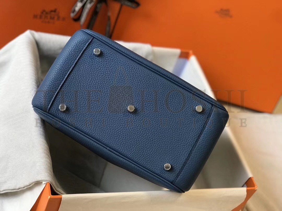 H**me5 Lindy 26cm Bag In Blue Agate Clemence With PHW Master Quality