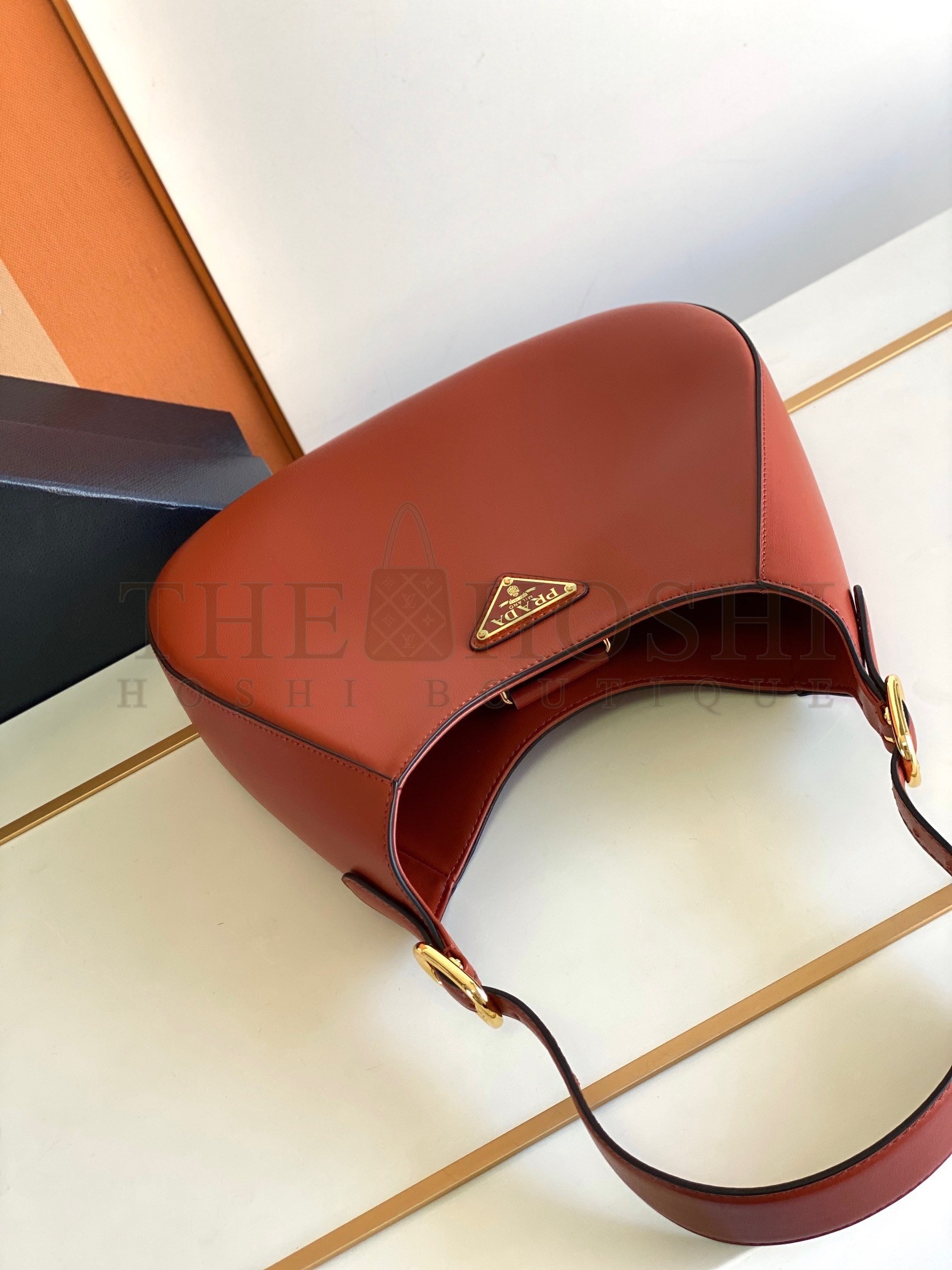Pra*a Shoulder Bag in Berry Leather Master Quality