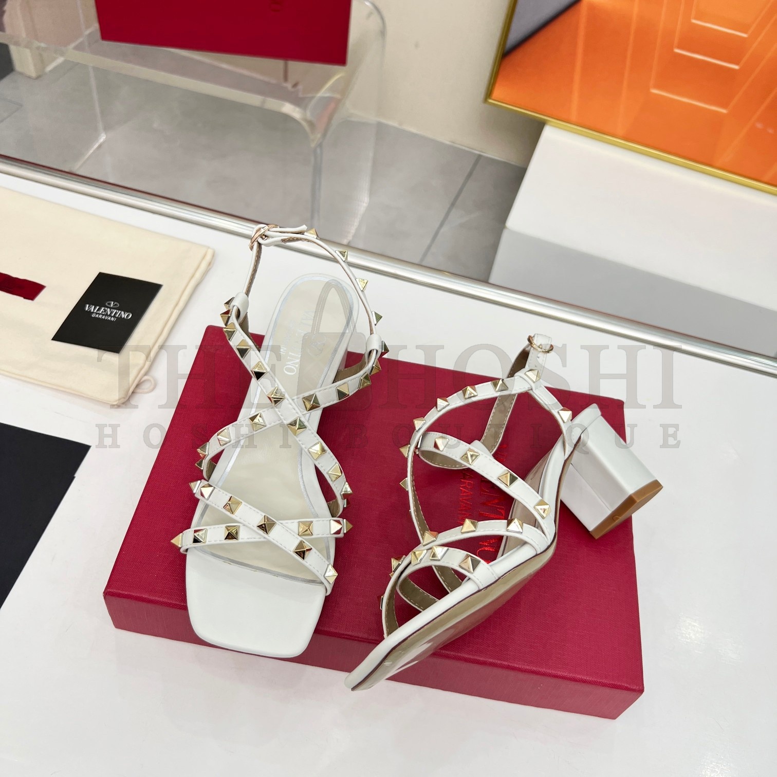 Va1e*ntin0 Rockstud Sandals 60MM with Straps in White Leather Master Quality