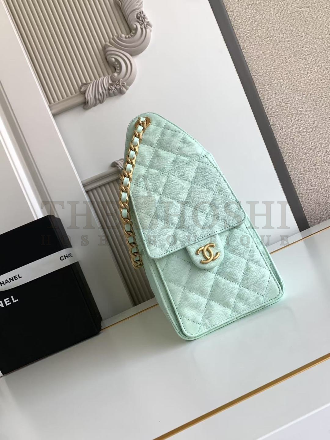 Ch**el 25C AS5293 Hobo Drawstring Bag Green Caviar Leather with Gold Chain 30x26x14cm Master Quality