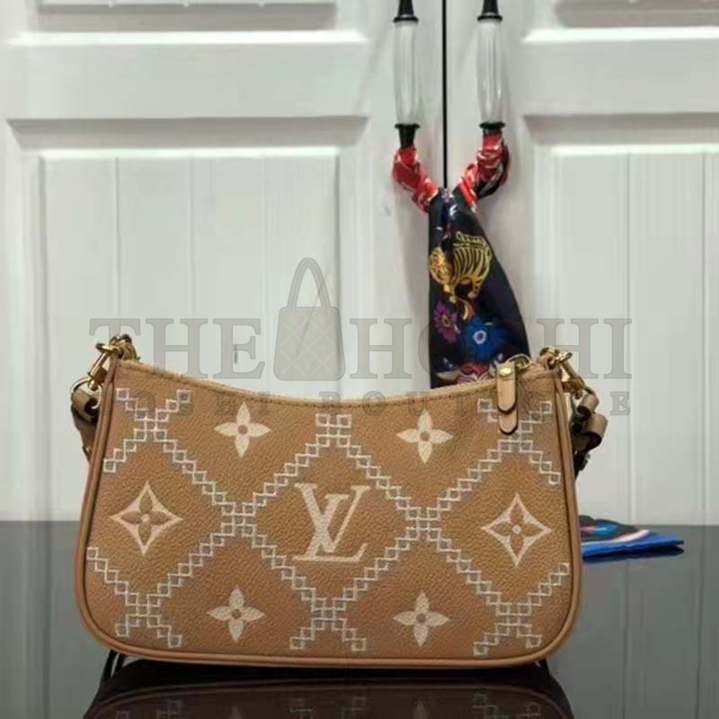 L0vis Vvtt0n LV Women Easy Pouch On Strap Beige Monogram S*pple Grained Cowhide Master Quality