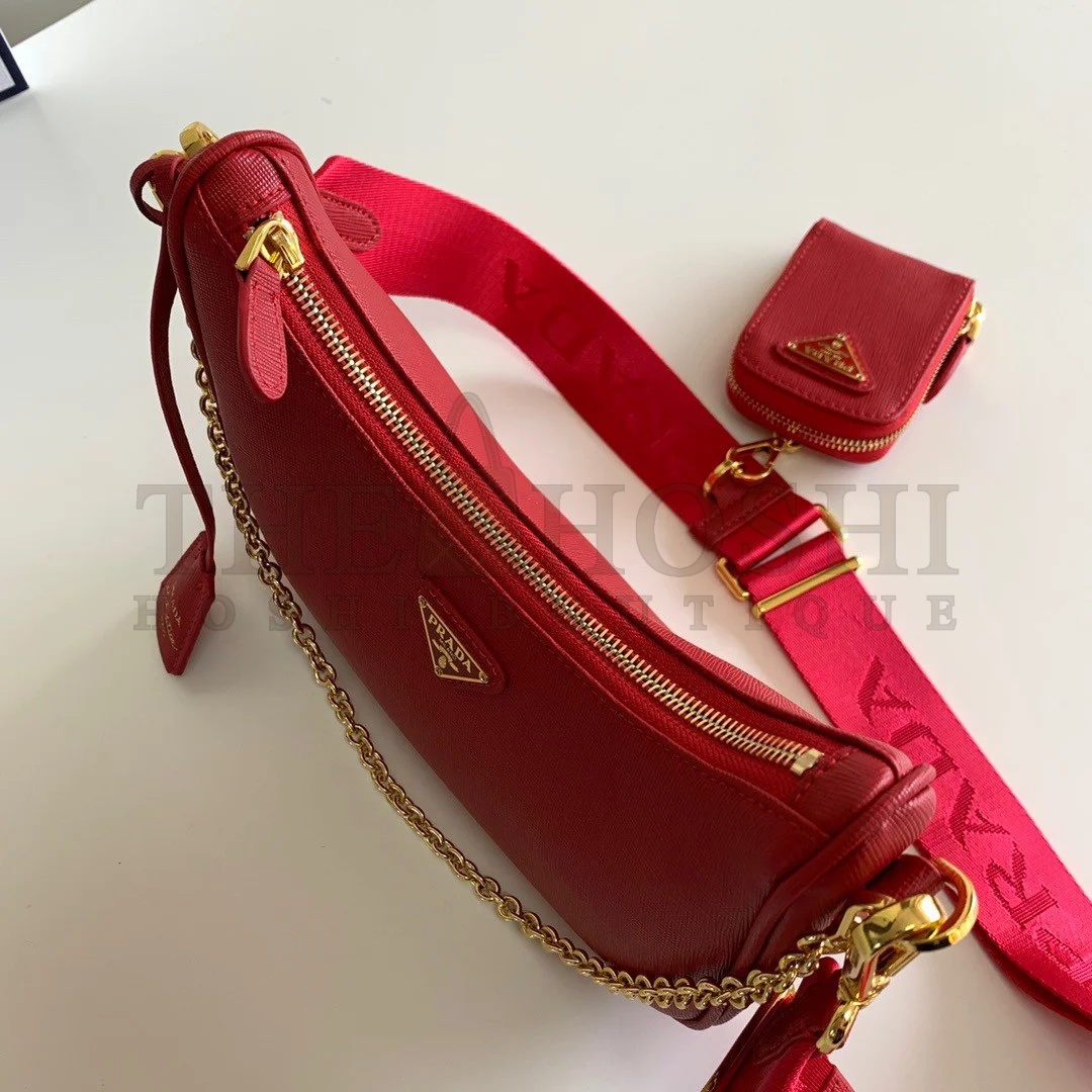 Pra*a Re-Edition 2005 Shoulder Bag In Red Saffiano Leather Master Quality