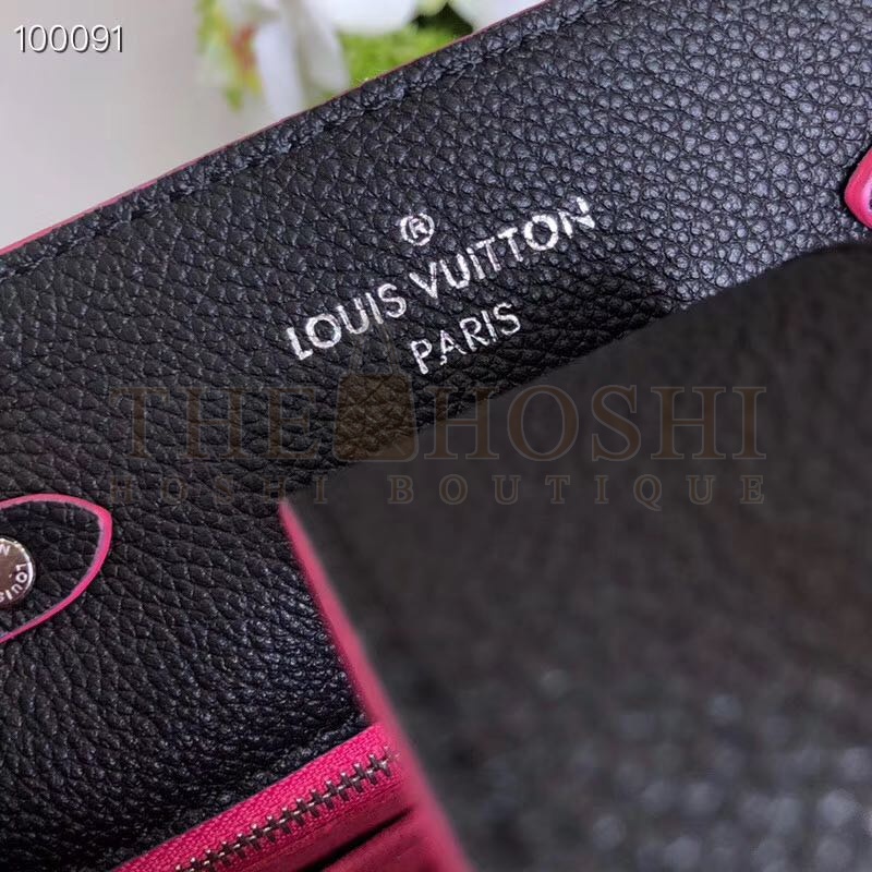 L0vis Vvtt0n LV Women Lockme Bucket Bag in Calfskin Lether-Black Master Quality