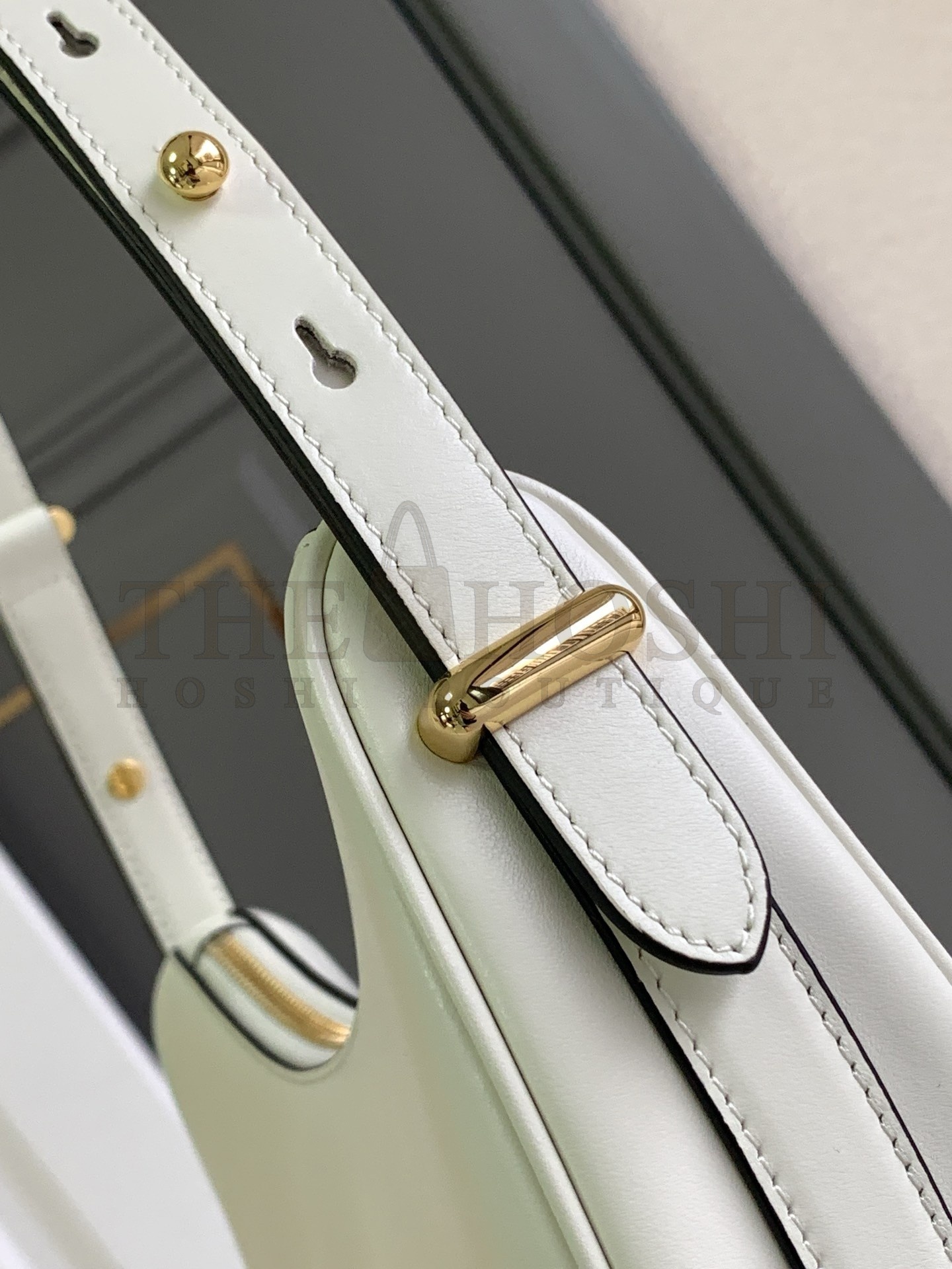 Pra*a Arque Shoulder Bag in White Leather Master Quality