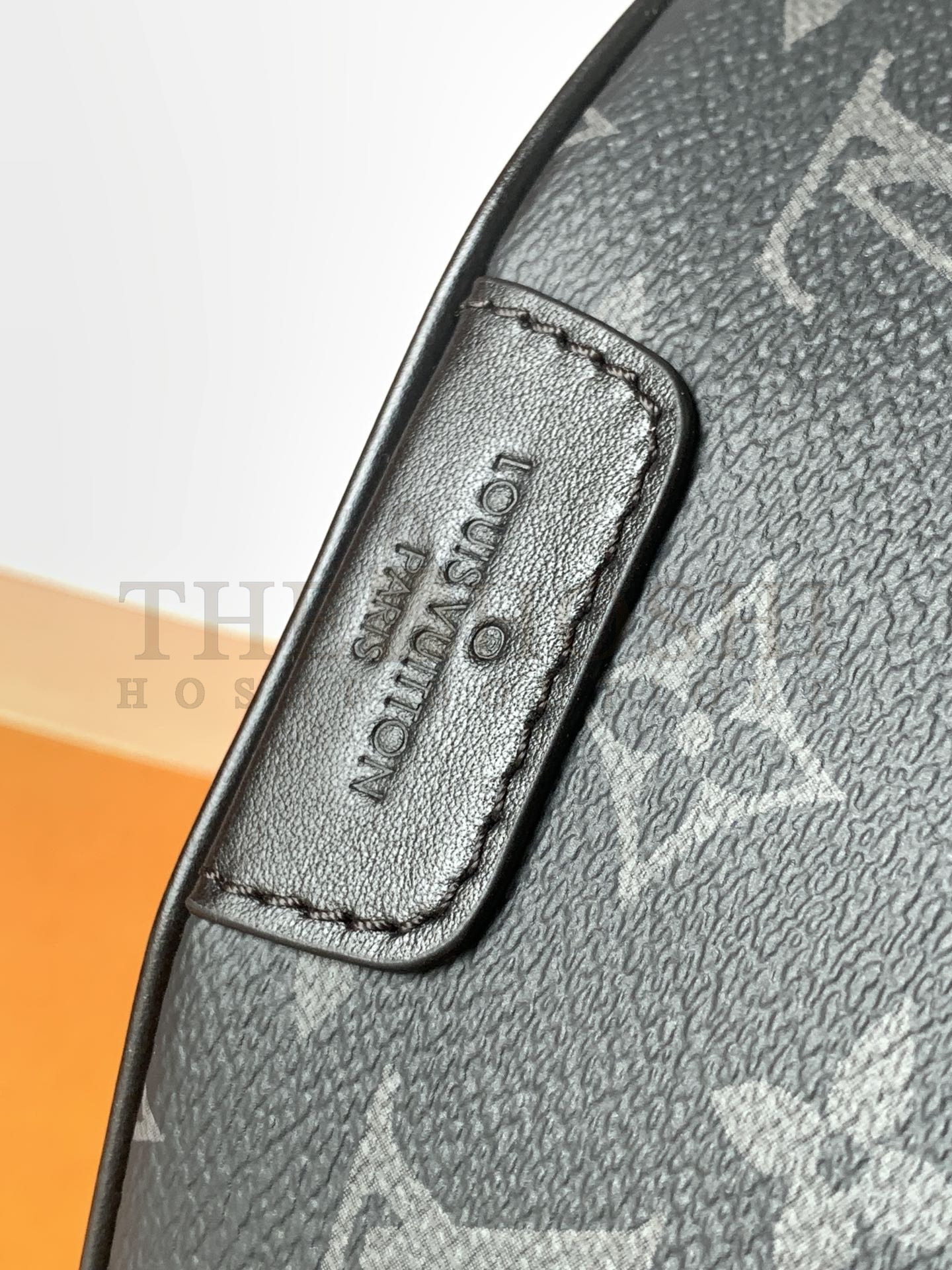 L0vis Vvtt0n LV Men Discovery Bumbag PM Grey Monogram Eclipse Canvas M46035 Master Quality