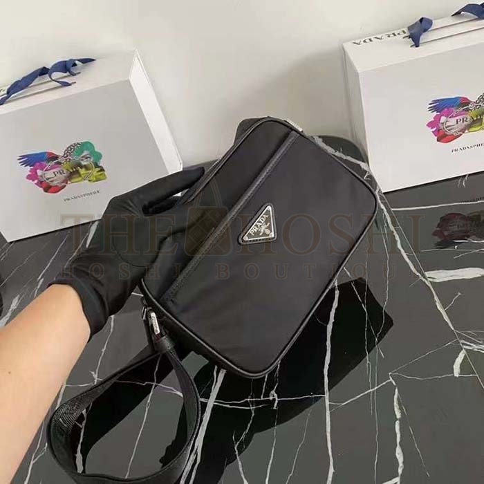 Pra*a Unisex Re-Nylon Saffiano Shoulder Bag Zipper Closure Fabric Leather Master Quality