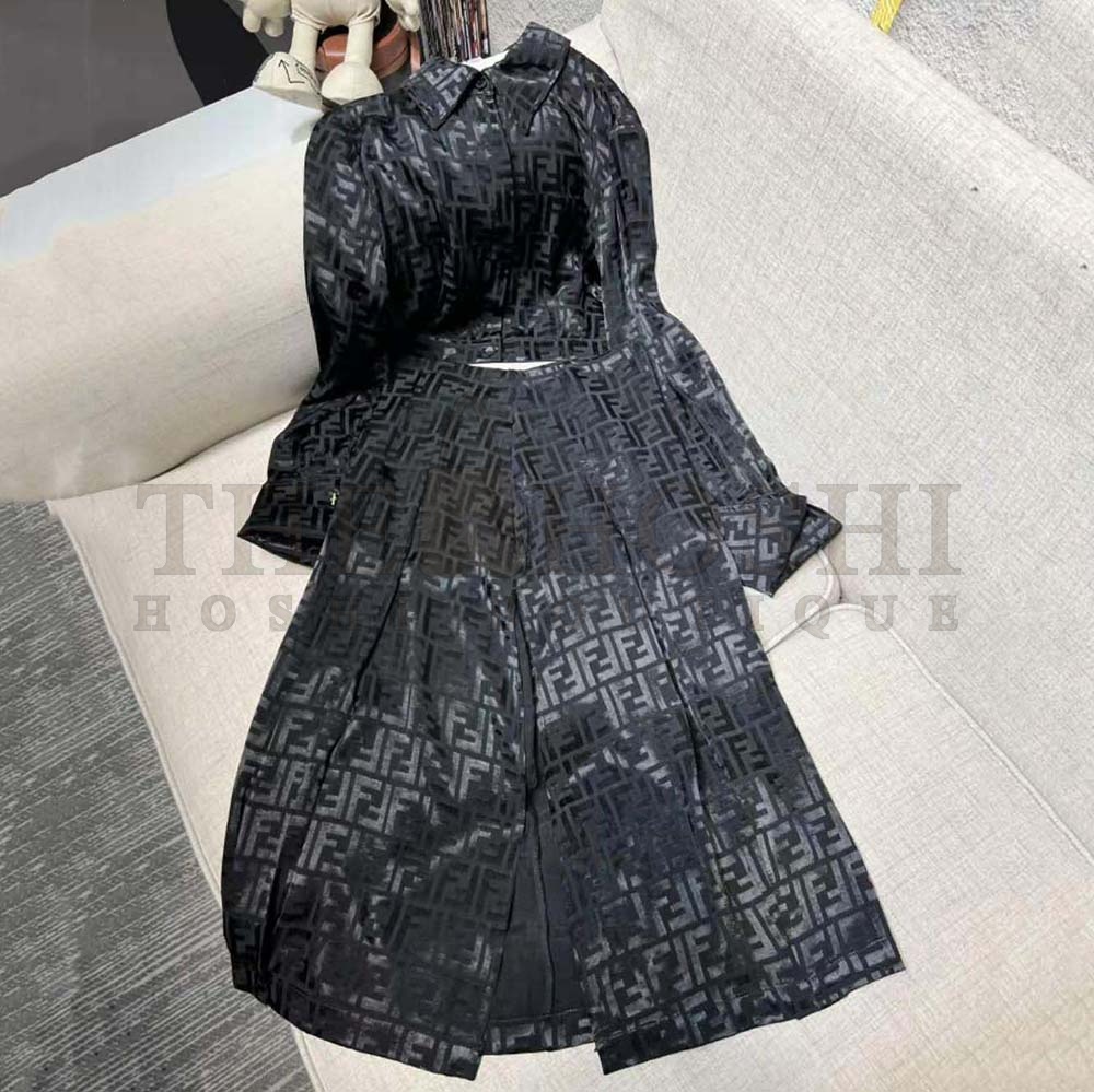 F**di Women Shirt From the Spring Festival Capsule Collection Master Quality