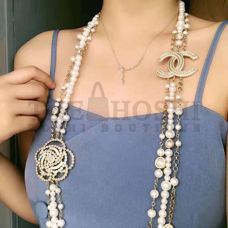 Ch**el Women Long Necklace in Metal Glass Pearls &amp; Diamantés-White Master Quality