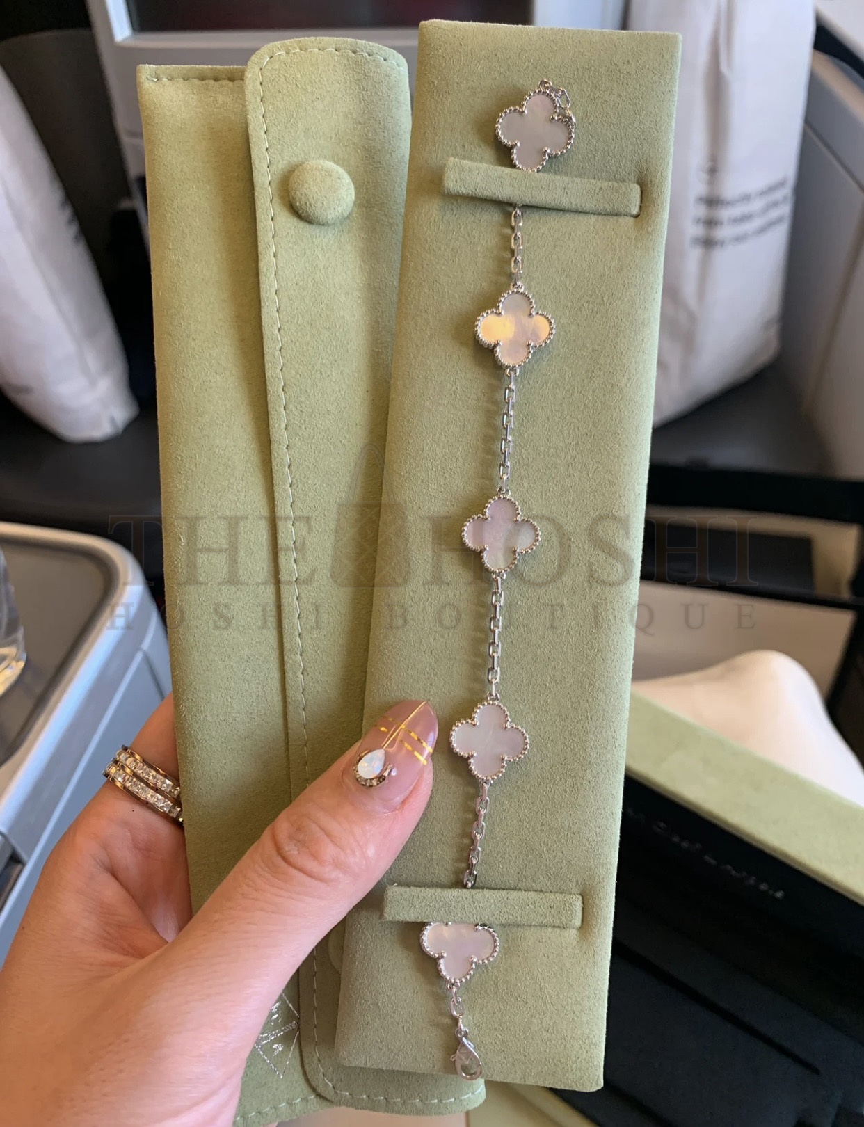 Clover Bracelet,V*n Cl**f Bracelet Dupe, White Mother-of-Pearl Clover Bracelet, Vintage Alhambra bracelet, 5 motifs Master Quality