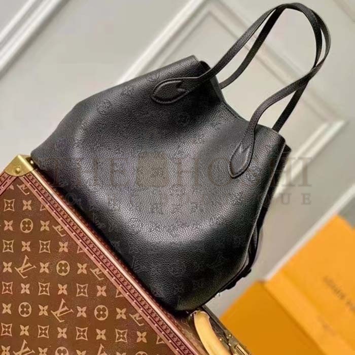 L0vis Vvtt0n LV Women Blossom MM Tote Bag Black Mahina Perforated Calfskin Leather Master Quality