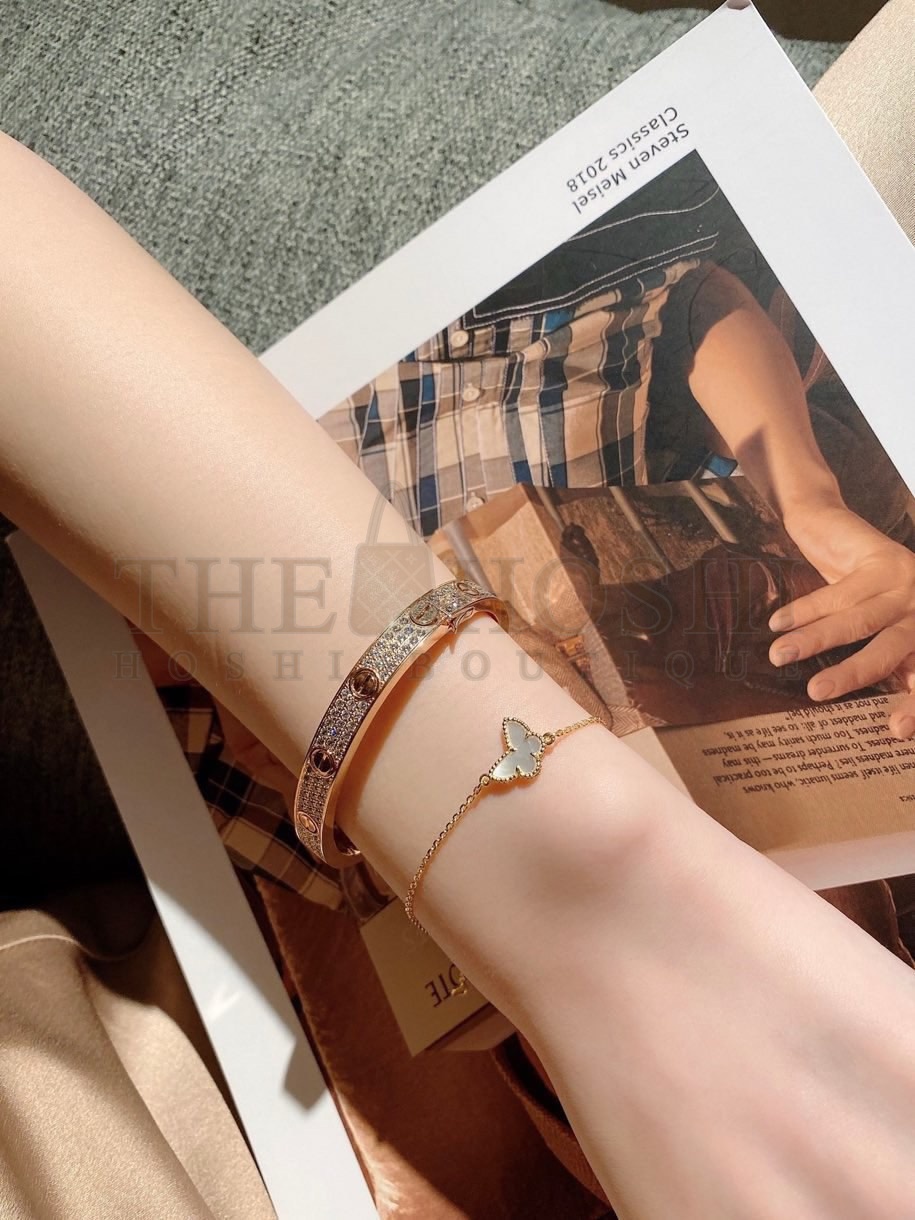 V*n Cl**f & Arpels Butterfly Bracelet, Sweet Alhambra butterfly bracelet Master Quality