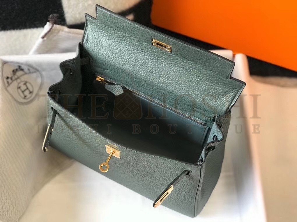 H**me5 Kelly 25cm Retourne Bag In Vert Amande Clemence Leather Master Quality