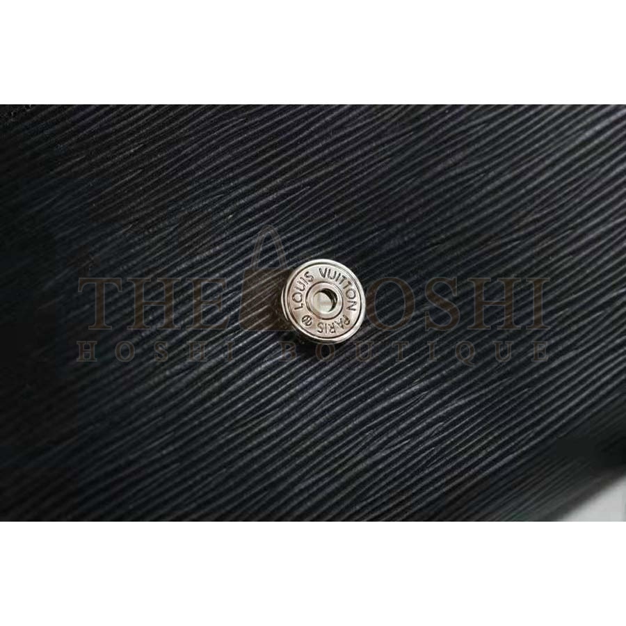 L0vis Vvtt0n LV Women Cléry Pochette Bag in Epi Grained Cowhide Leather-Black Master Quality