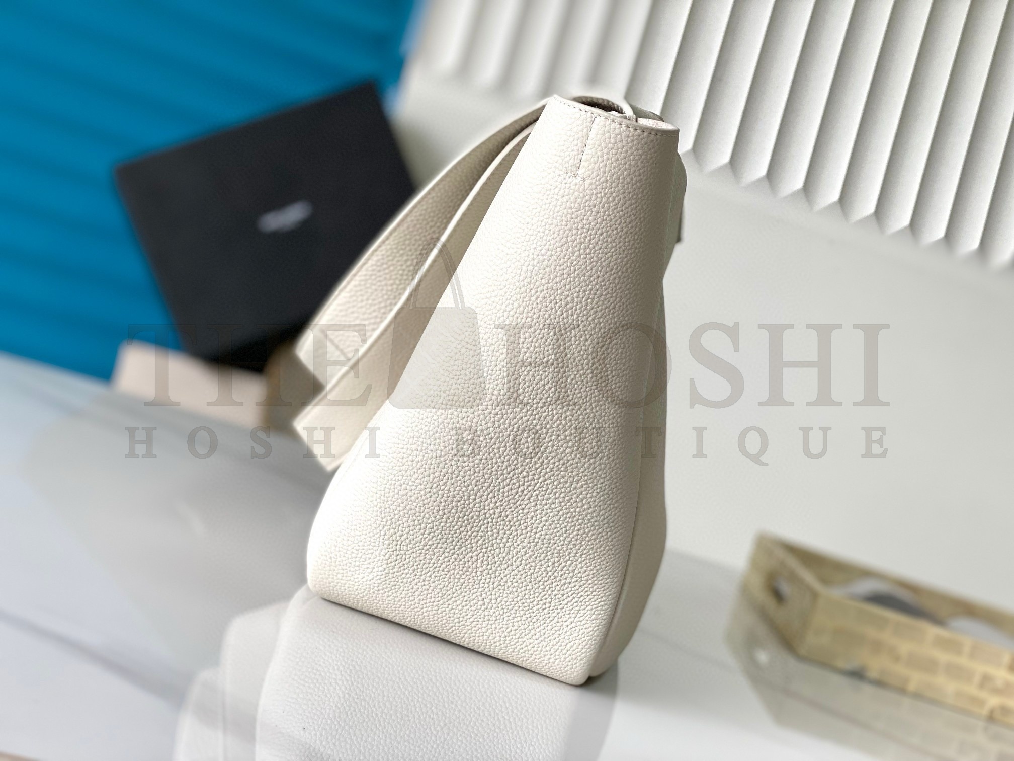 Sa1nt Lau*nt LE 5 A 7 Bea Tote Bag in White Grained Leather Master Quality