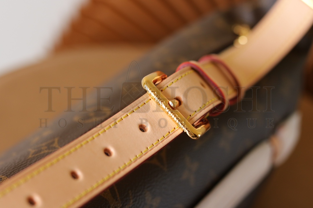 L0vis Vvtt0n LV Women Bumbag in Monogram Canvas-Brown M43644 Master Quality