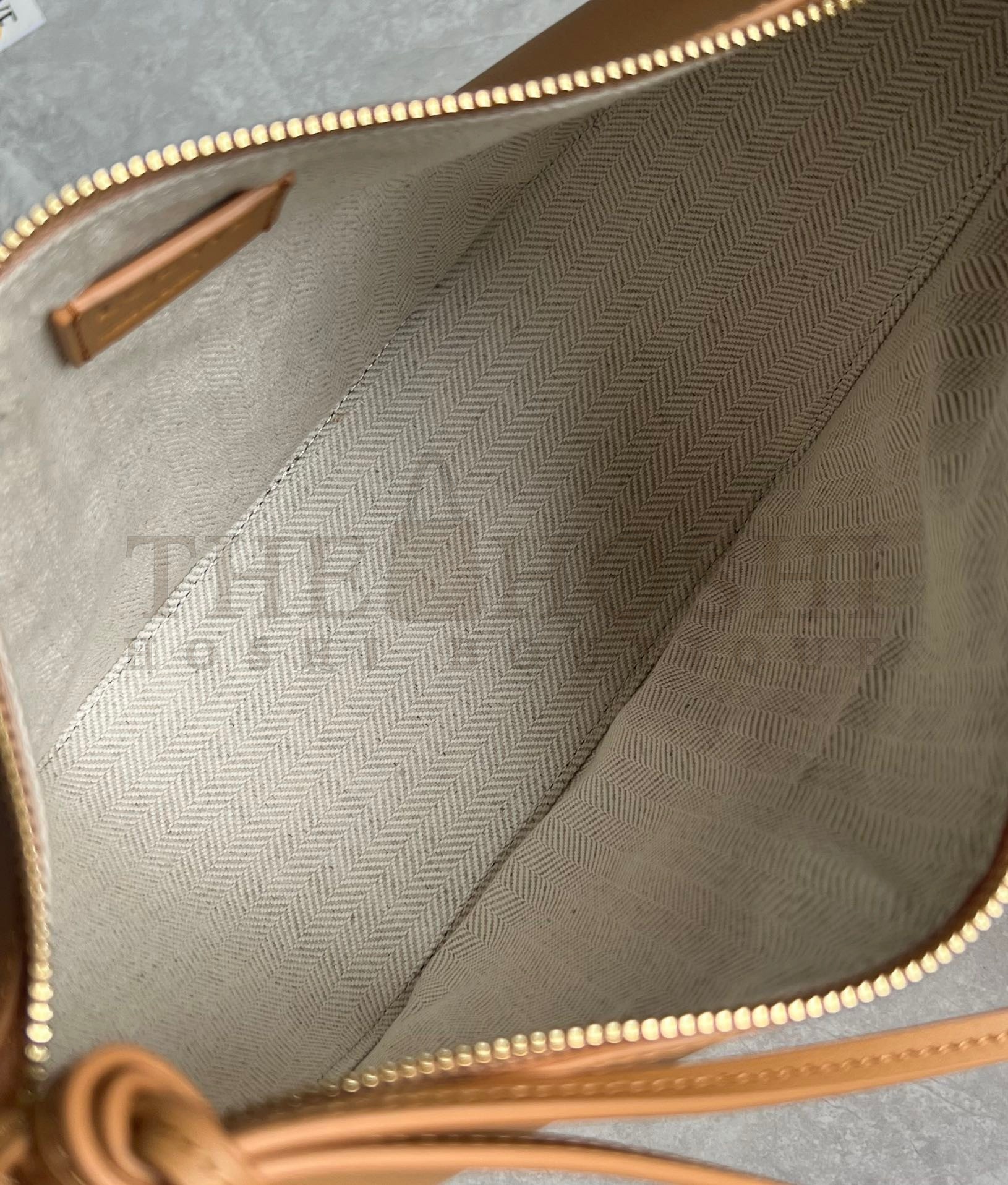 L0ew* Mini Hammock Hobo Bag in Light Brown Calfskin Master Quality