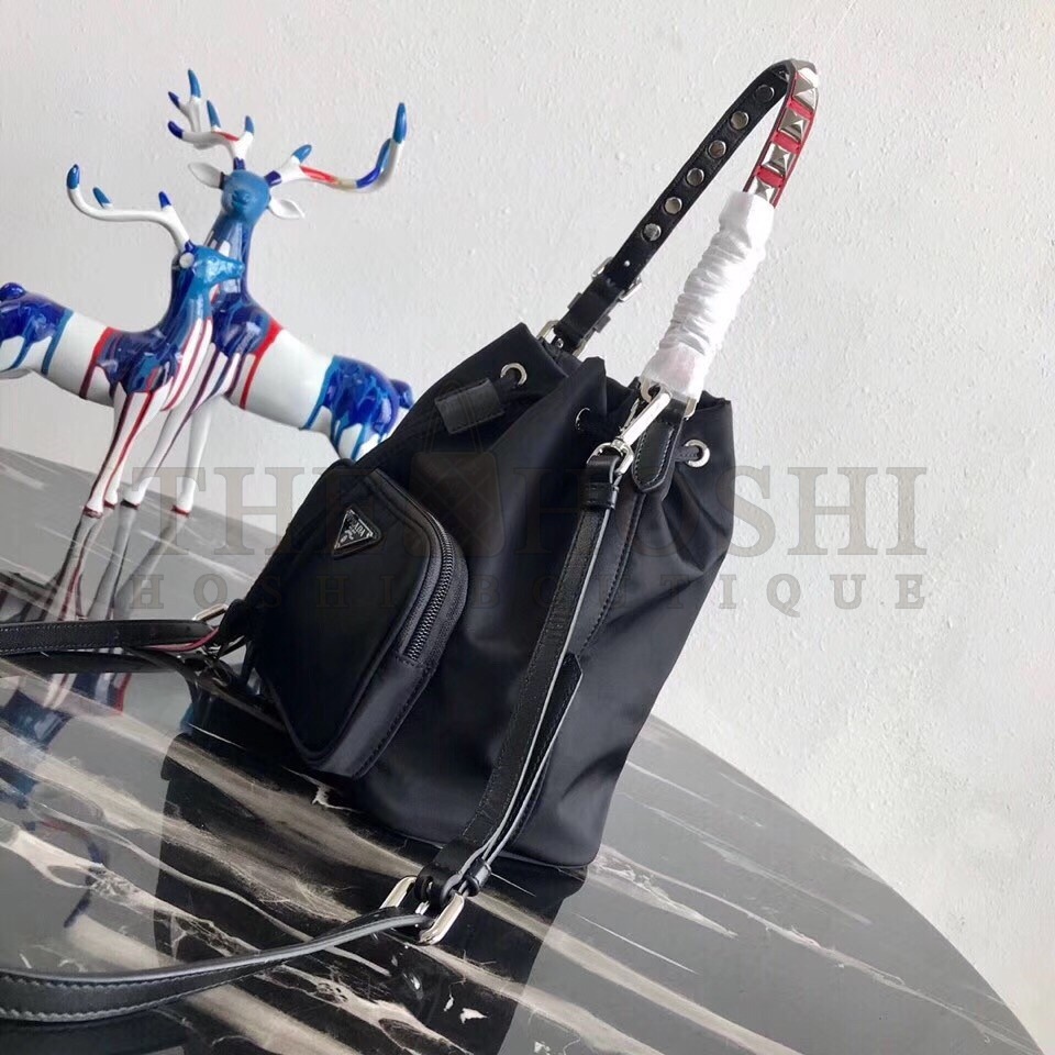 Pra*a Bucket Shoulder Bag In Black Nylon 1BH038 Master Quality