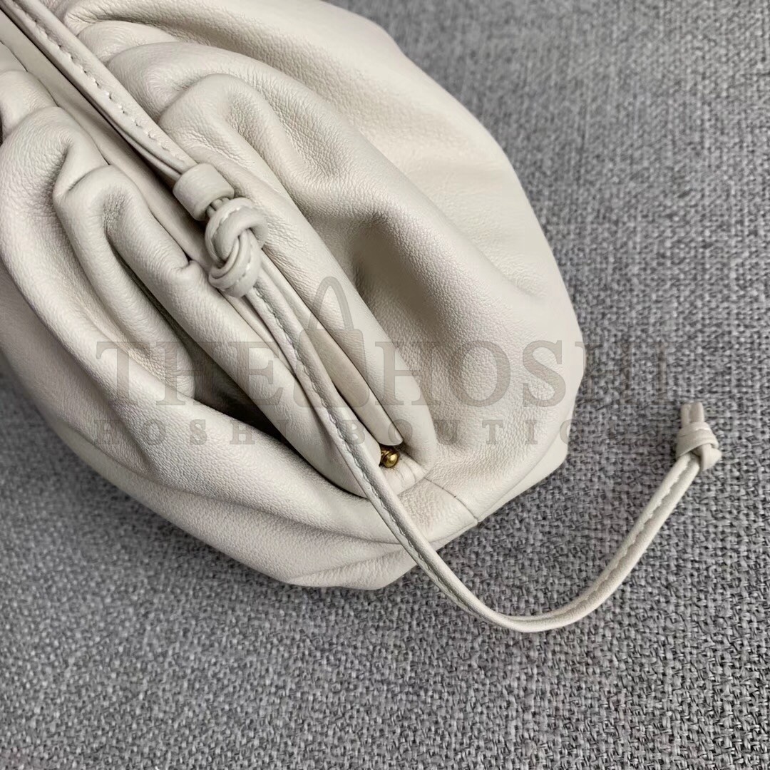 B0tt*ga Ven*ta Pouch Mini Bag In White Calfskin Master Quality