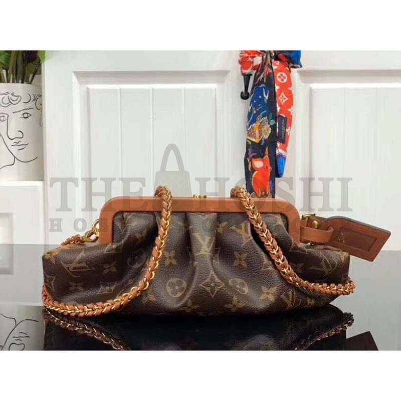 L0vis Vvtt0n LV Women Boursicot EW Pouch Monogram Coated Canvas Master Quality