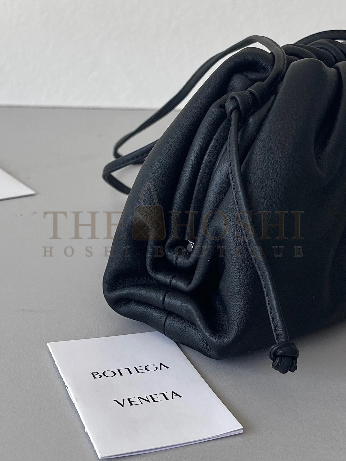 B0tt*ga Ven*ta Mini Pouch with Strap in Black Calfskin Master Quality