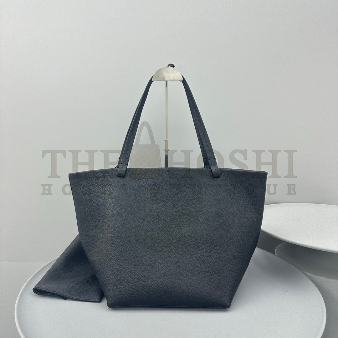 The R0w Medium Park Tote in Black Grained Leather Master Quality