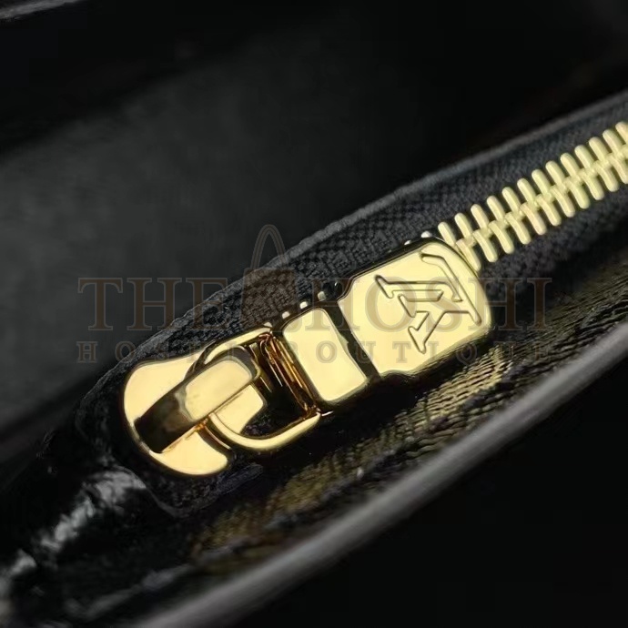 L0vis Vvtt0n LV Women Book Chain Wallet Brown Monogram Reverse Coated Canvas Cowhide Master Quality