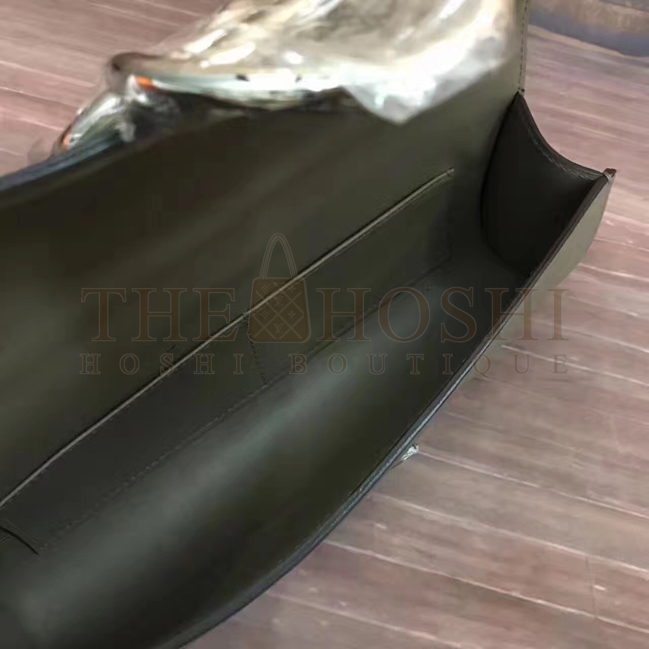 H**me5 Handmade Egee Clutch In Khaki Swift Leather Master Quality