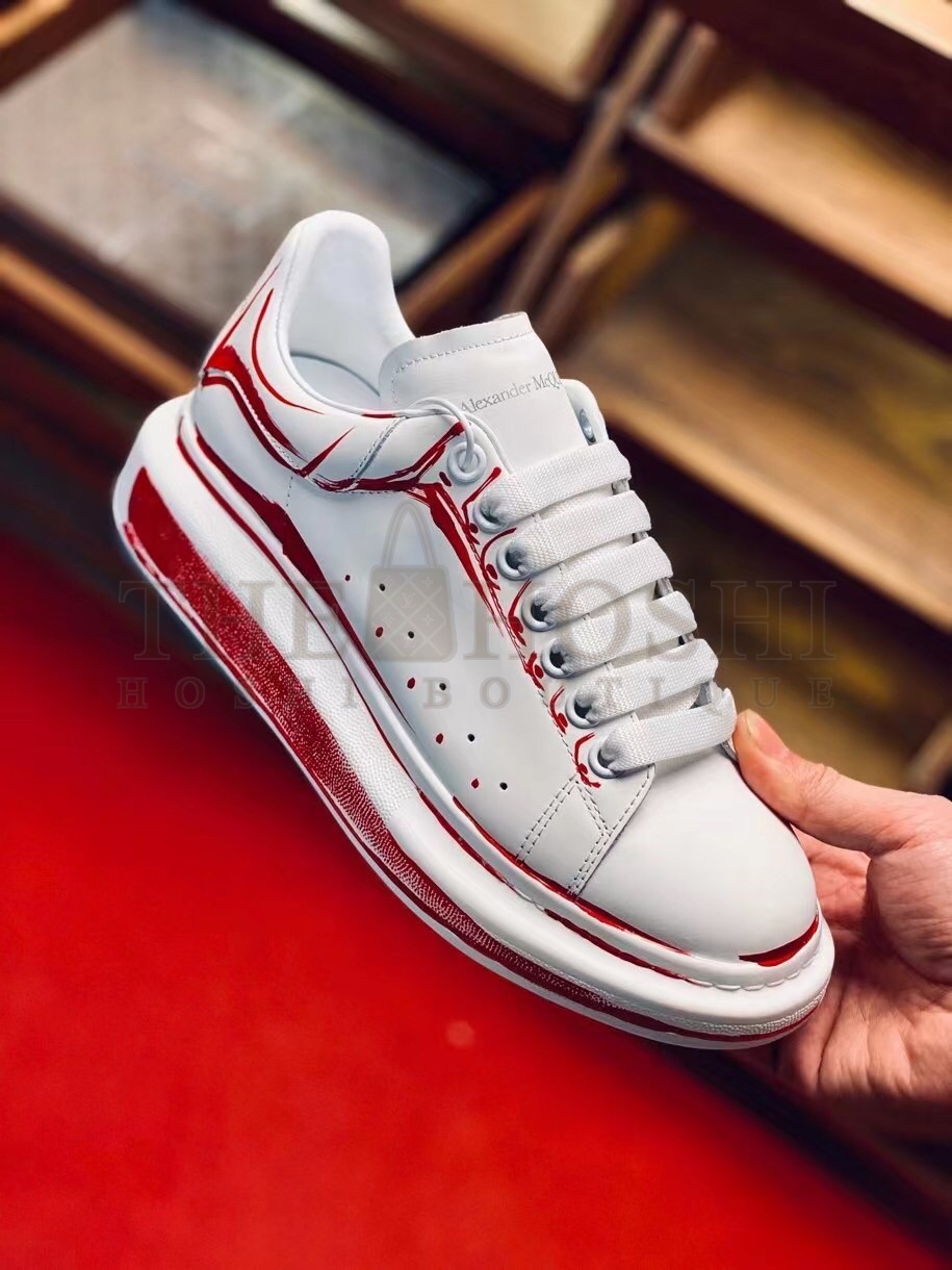 A1exa*der Mcqv*en Women