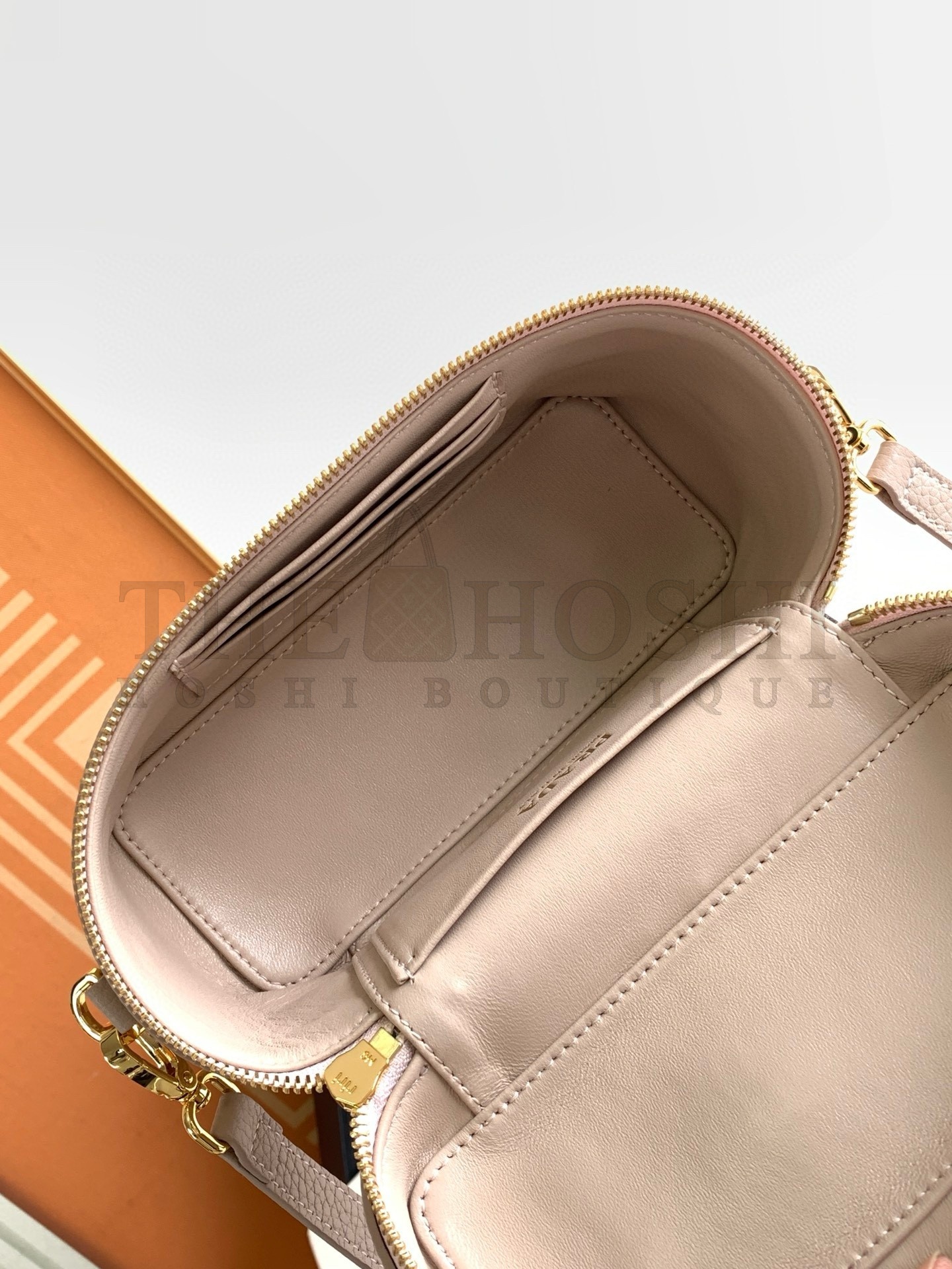 Pra*a Mini Vanity Bag in Light Pink Grained Leather Master Quality