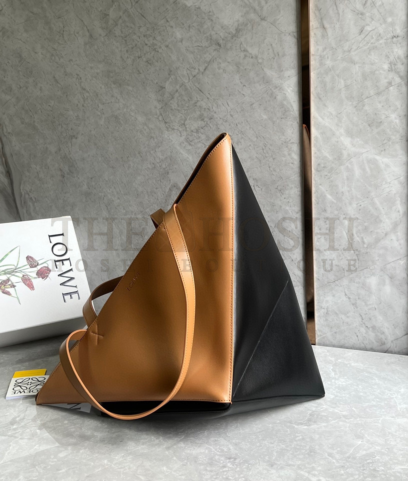 L0ew* Large Puzzle Fold Tote Bag in Tan and Black Calfskin Master Quality